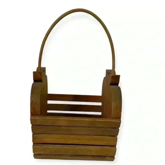 Vintage Wooden Apple Basket with Handle - Rustic Farmhouse Decor - Picture 2 of 7